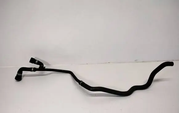 BMW X5 E53 Engine coolant pipe/hose 64218333708