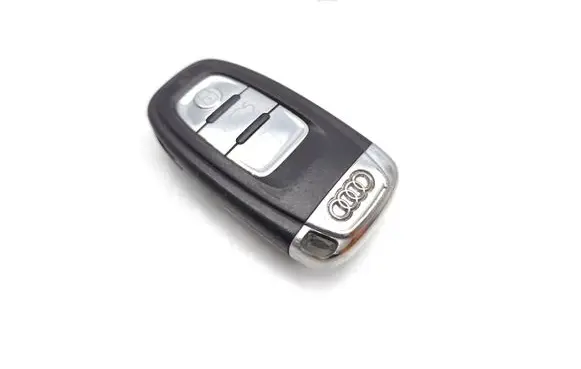 Audi A5 8T 8F Ignition key/card 