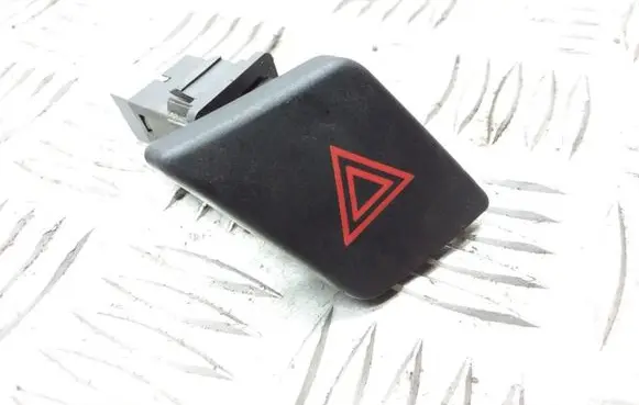 Toyota Yaris Hazard light switch 843320D020