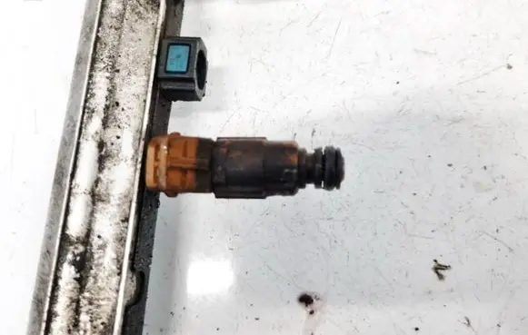 Volvo XC90 Fuel injector 0280155831 9186340