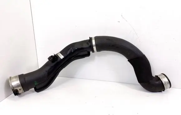 BMW 3 E92 E93 Intercooler hose/pipe 11617800143 7800143 11617800344