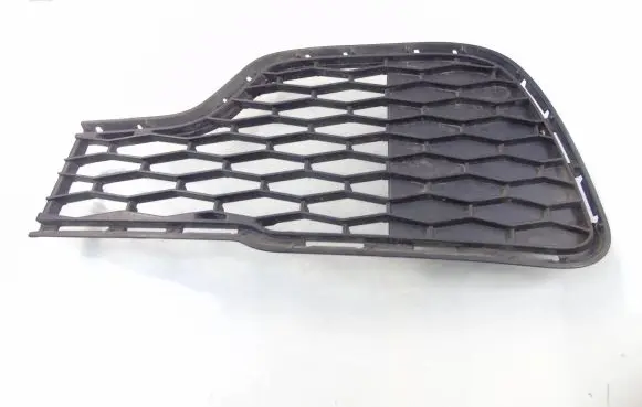 Maserati Ghibli Front bumper lower grill