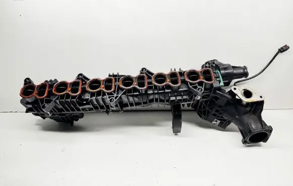 BMW 5 F10 F11 Intake manifold 7811909 781190911 8570791
