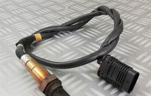 BMW 7 G11 G12 Lambda probe sensor 8650474