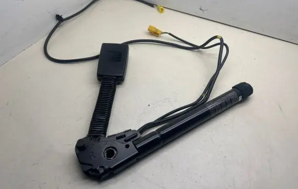 Mercedes-Benz GLC X253 C253 Front seatbelt buckle A2118602069 21082006 606002900D
