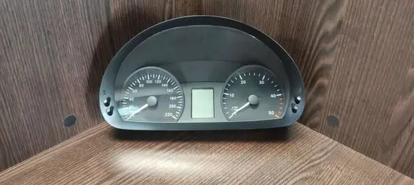Mercedes-Benz Vito Viano W639 Speedometer (instrument cluster) 6394465921 A6394465921