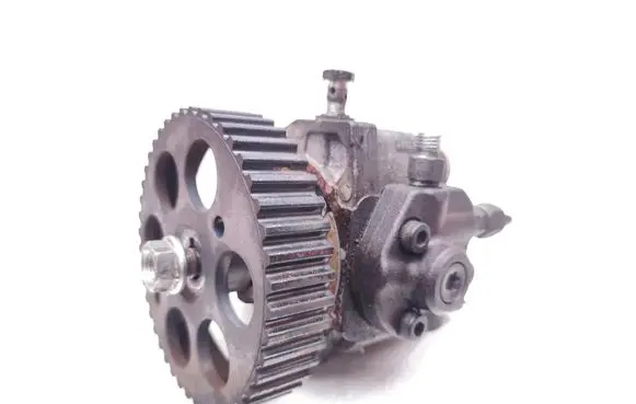 Opel Zafira B Fuel injection high pressure pump 8980924670 2940001010 98092467