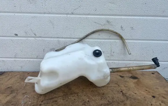 Mercedes-Benz E W211 Windshield washer fluid reservoir/tank 2118602160