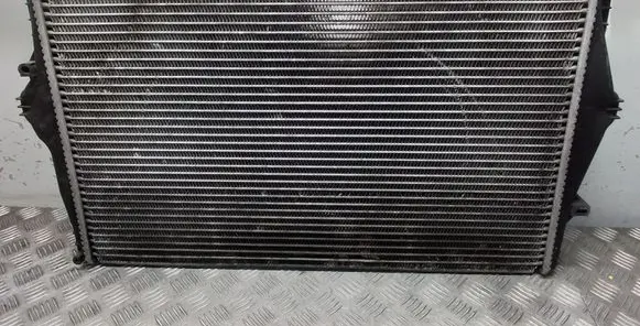 Volvo S60 Intercooler radiator 8671694