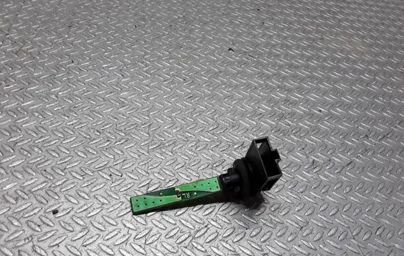 Audi A6 Allroad C5 Interior temperature sensor 4B0820539