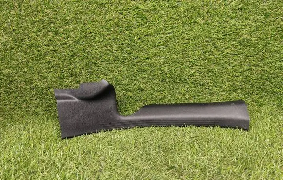 Mercedes-Benz GLC X253 C253 Rear sill trim cover A2536860200