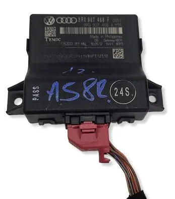 Audi A4 S4 B8 8K Gateway control module 8R0907468FKOLUMB