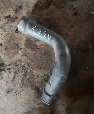 Mazda 3 II Intercooler hose/pipe R2AA13231