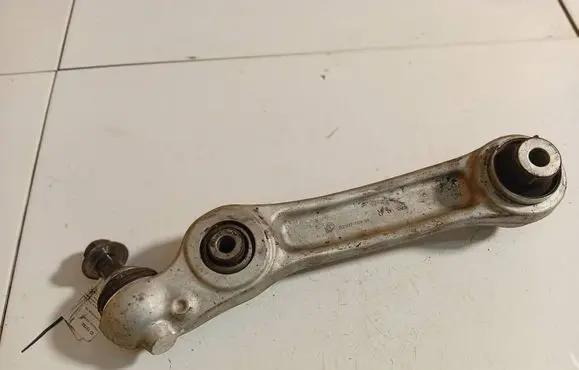 BMW 5 GT F07 Front lower control arm/wishbone 