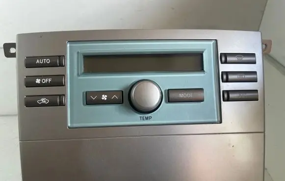 Toyota Corolla Verso E121 Climate control unit 559000F020 MB1465702264