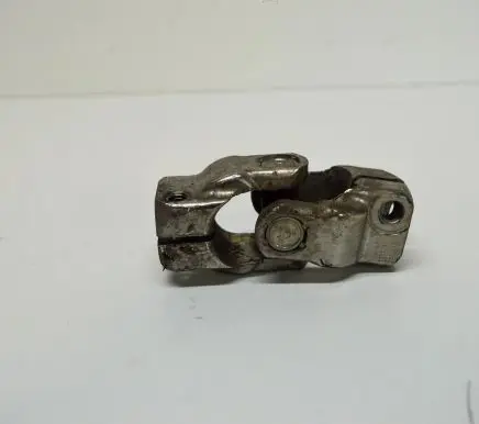 Ford Mustang VI Steering column universal joint 17031