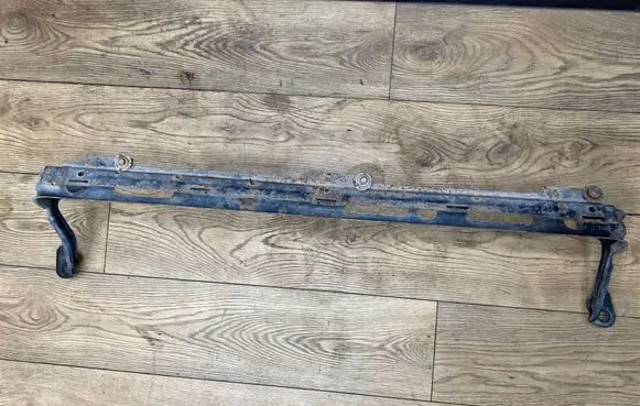 Volvo V50 Radiator support slam panel bracket 