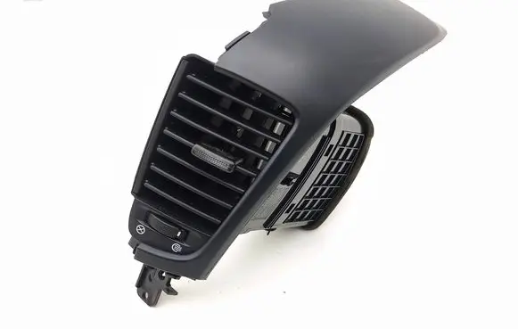 KIA Sorento Dash center air vent grill 914403E500