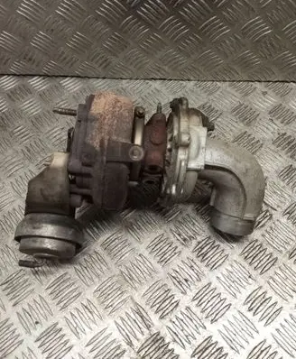 Toyota Avensis T250 Turbo 172010R010