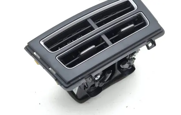Rear air vent grill