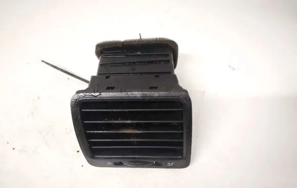 Volkswagen Golf V Dash center air vent grill 1k0819709 1k0819703