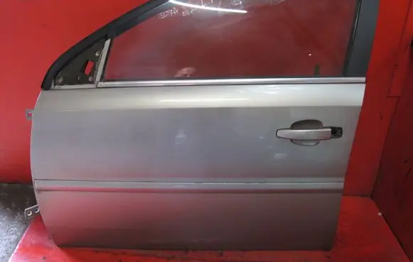 Opel Vectra C Front door VECTRACDRZWILP