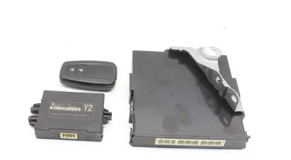Toyota Prius (XW50) Engine ECU kit and lock set 8978447030 8999047130