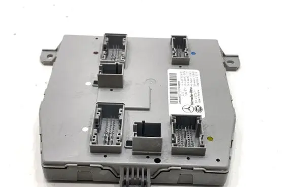 Mercedes-Benz C W205 BSM Control unit A2059006822