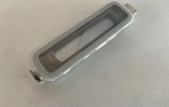 Audi A4 S4 B9 Front seat light 4M0947105
