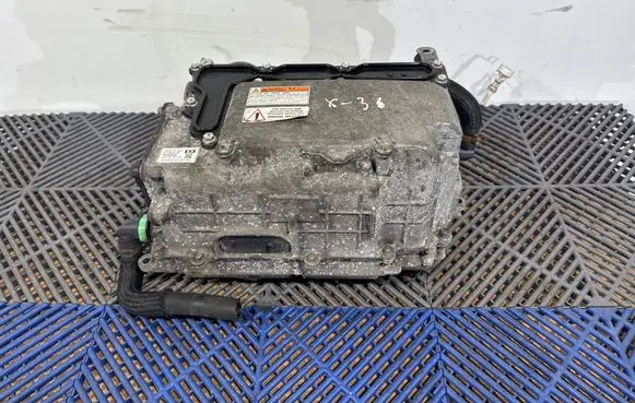 Toyota Prius+ (ZVW40) Voltage converter inverter G920047162 41L247162A12