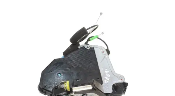 Lexus RX 330 - 350 - 400H Coupe door lock (next to the handle) 