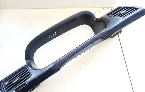 Honda FR-V Dash center air vent grill