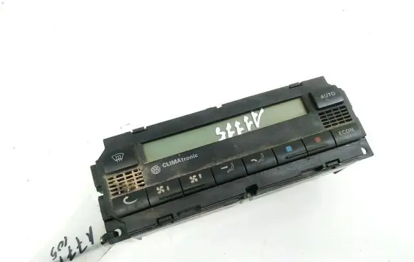 Volkswagen PASSAT B5 Climate control unit