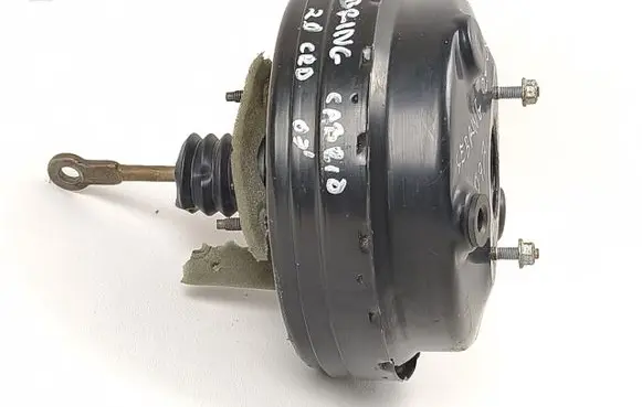 Chrysler Sebring (JS) Brake booster P05085360AE 20260424HCR1354 02040A2759