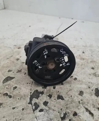 Volkswagen Golf IV Power steering pump
