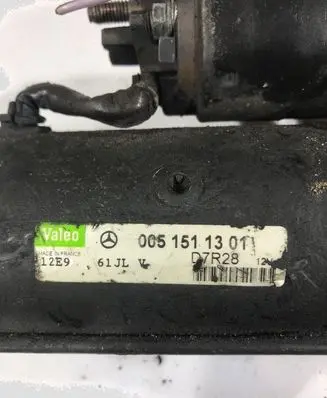 Mercedes-Benz C W203 Starter motor 0051511301 D7R28