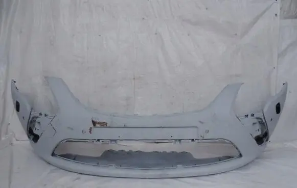 Opel Zafira C Front bumper 13300485