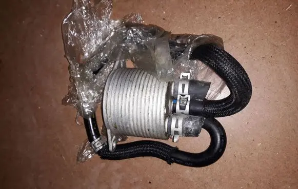 Engine oil radiator