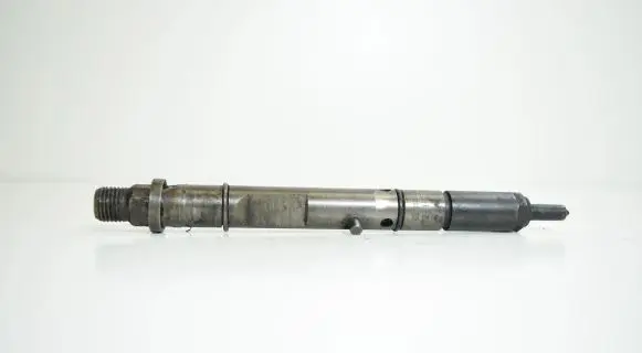 Audi A4 S4 B5 8D Fuel injector 059130201AE
