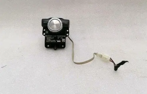 Mercedes-Benz CLA C117 X117 W117 Switch for retractable tow bar A1728701458