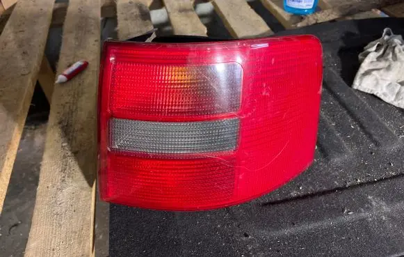 Audi A6 S6 C5 4B Rear/tail lights 4B9945096D 397009999 39700383