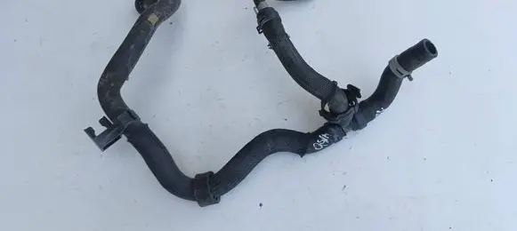 Engine coolant pipe/hose