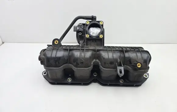Toyota Auris E180 Intake manifold 1105869S01