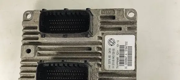 Fiat 500 Engine control unit/module 7NVHP4A4M 51847332 0099847A
