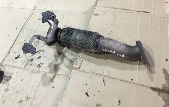 Hyundai Tucson TL Exhaust flexible connection 