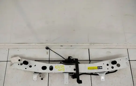 Nissan Note (E12) Radiator support slam panel 
