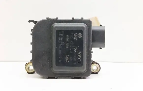 Citroen C5 Air flap motor/actuator 0132801217