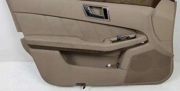 Mercedes-Benz E W212 Front door card panel trim A2127270348
