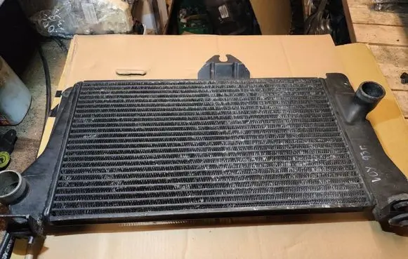 Chrysler Grand Voyager II Intercooler radiator