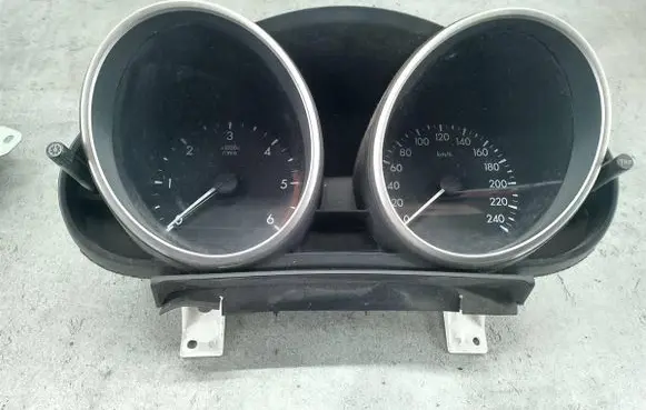 Mazda 5 Speedometer (instrument cluster) BBM655430